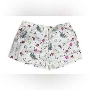 Colsie White Shorts with Festive Print
